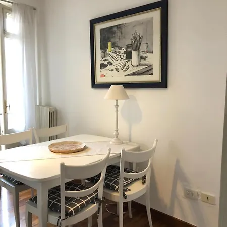 Lacisivm View Apartman *